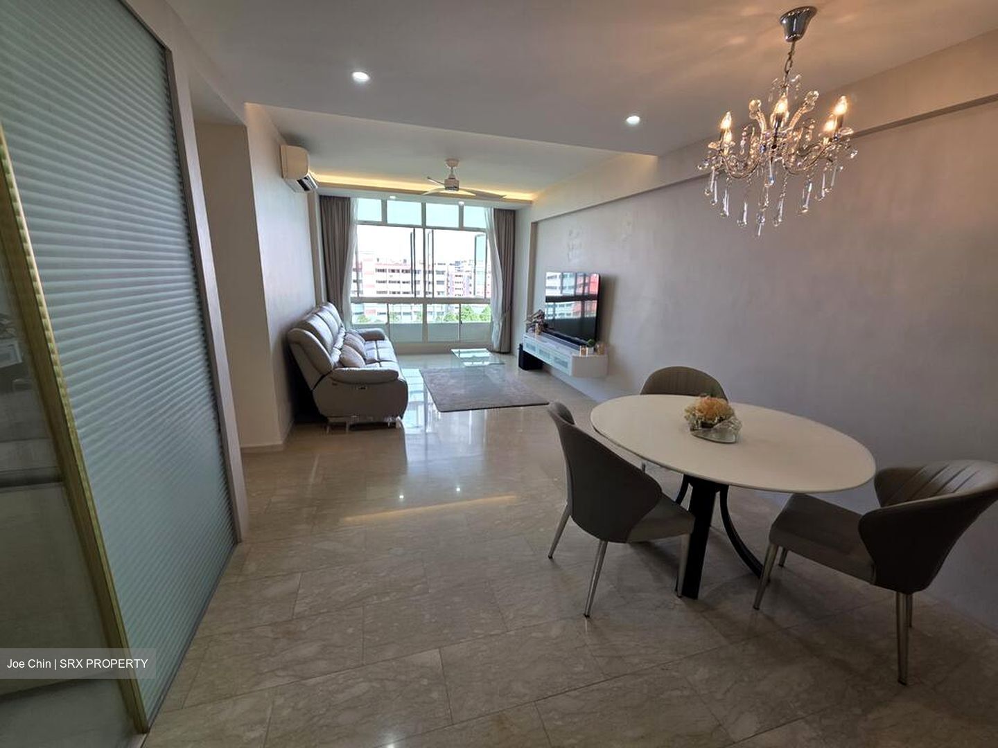 Lilydale (D27), Condominium #578454311
